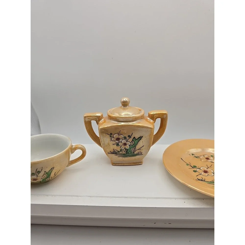 Miniature Japanese‎ Luster tea set Teapot Sugar,  1 Cup/ 1 Saucer Occupied Japan